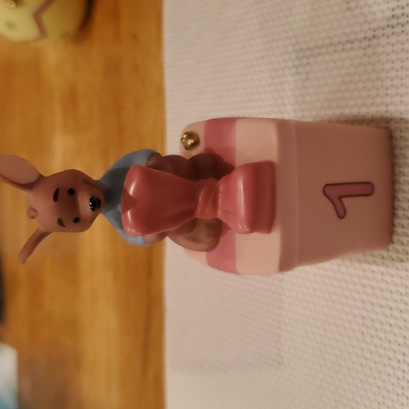 Pooh & Friends by Disney - Picture 1 of 5